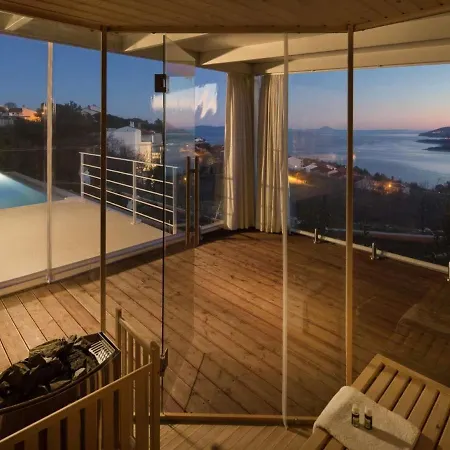 Nyaraló Sea-View Villa In Rabac With Sauna And Pool *