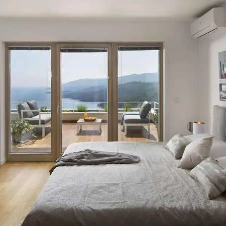 Sea-View Villa In Rabac With Sauna And Pool