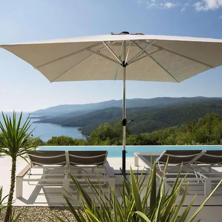 Sea-View Villa In Rabac With Sauna And Pool *